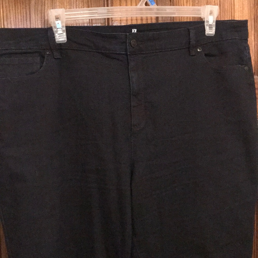 🖤 Bootcut black jeans